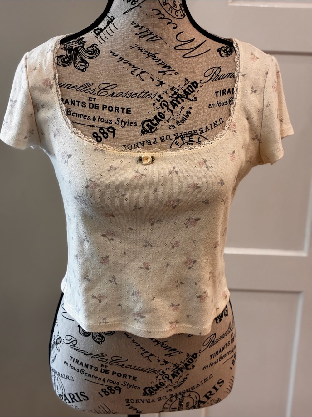 Pink Rose Cream Floral Scoop-Neck Short Sleeve Top